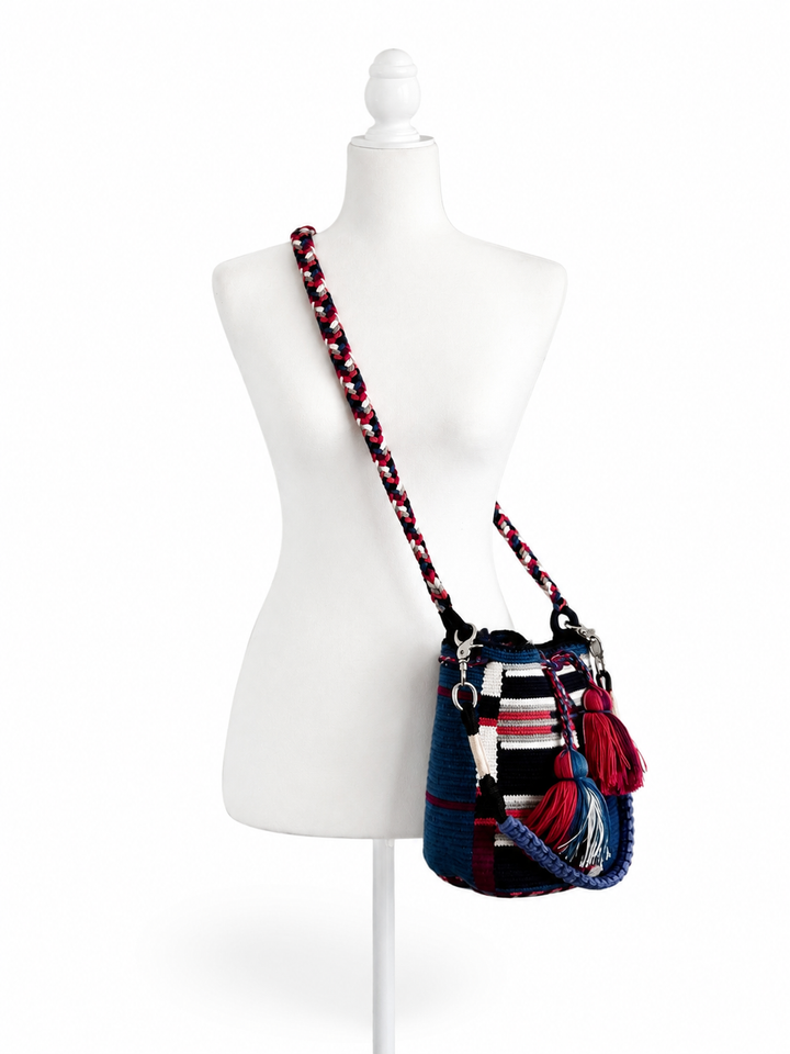 Wayuu Crossbody Bag – Handmade Two Strap Mochila (Copy)