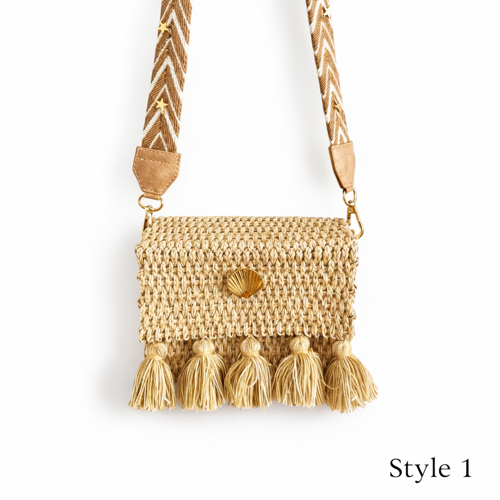 Colombian Sea Grass Bag with Wayuu Strap