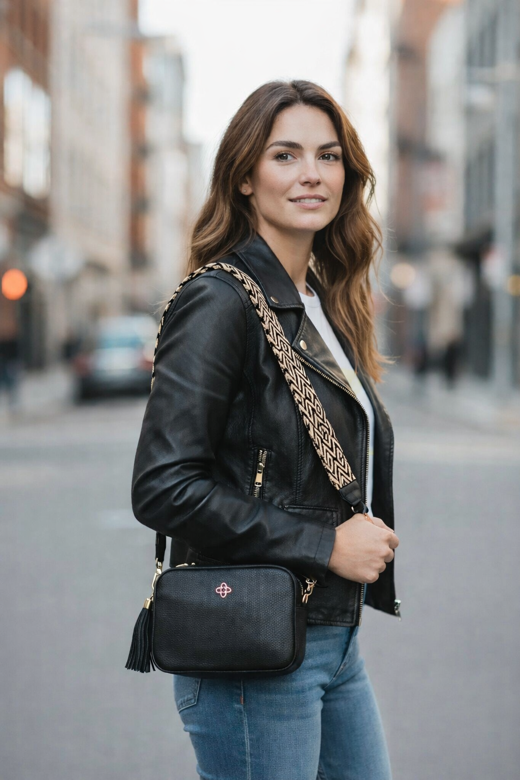 Genuine Leather Crossbody Bags with Wayuu Strap