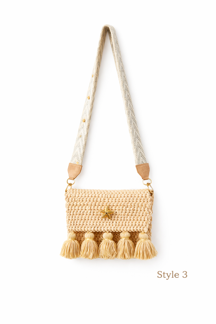 Colombian Sea Grass Bag with Wayuu Strap