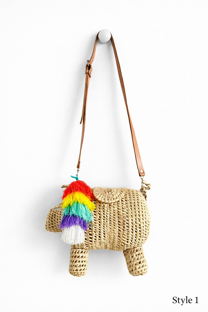 Colorful Pig Palm Crossbody Bag – Handwoven Raffia Animal Bag with Leather Strap