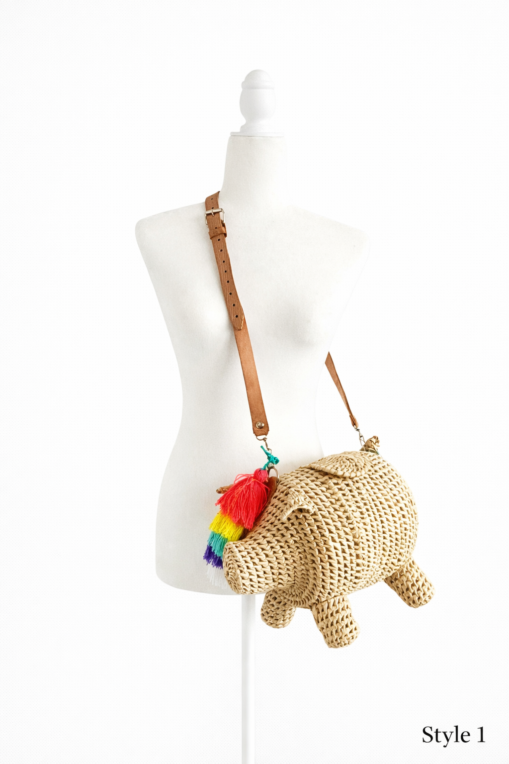 Colorful Pig Palm Crossbody Bag – Handwoven Raffia Animal Bag with Leather Strap