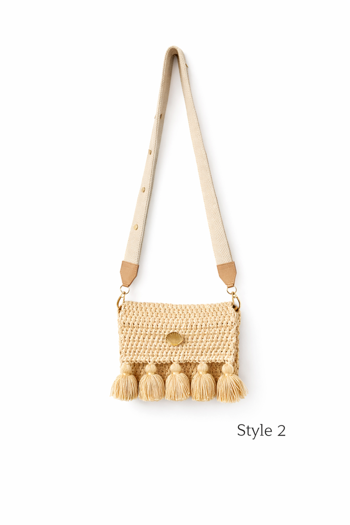 Colombian Sea Grass Bag with Wayuu Strap