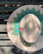 Feathers Straw Hat - Bootsologie
