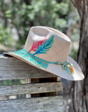 Feathers Straw Hat - Bootsologie