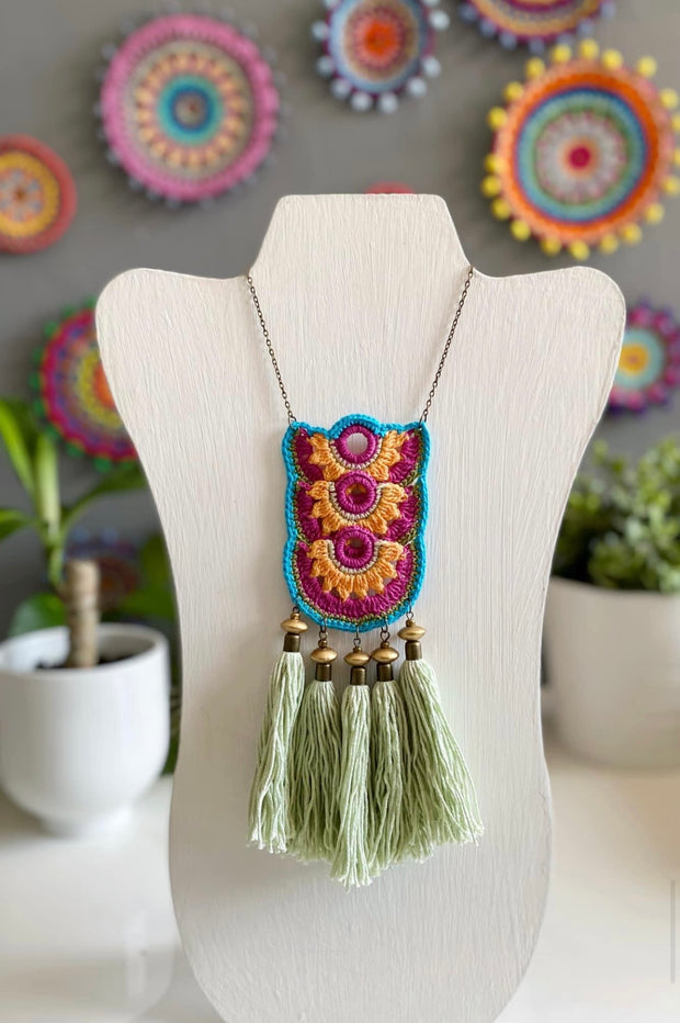 Triple Mandala Knitted Necklace - Bootsologie