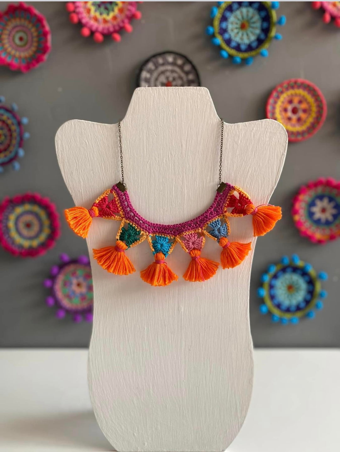Piñata Necklace - Bootsologie