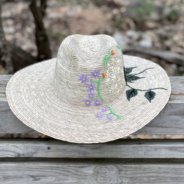 Bugambilia Handmade & Embroidered Palm Hat - Bootsologie