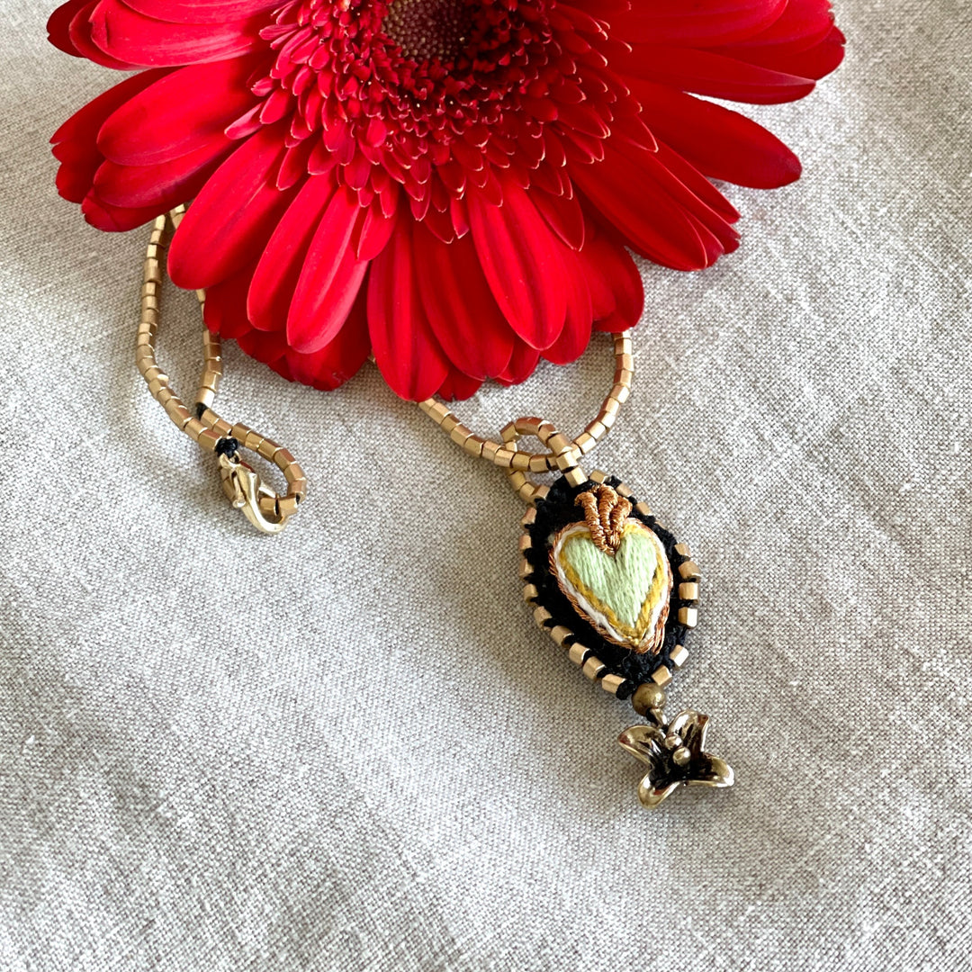 Santa Elena Necklaces - Bootsologie