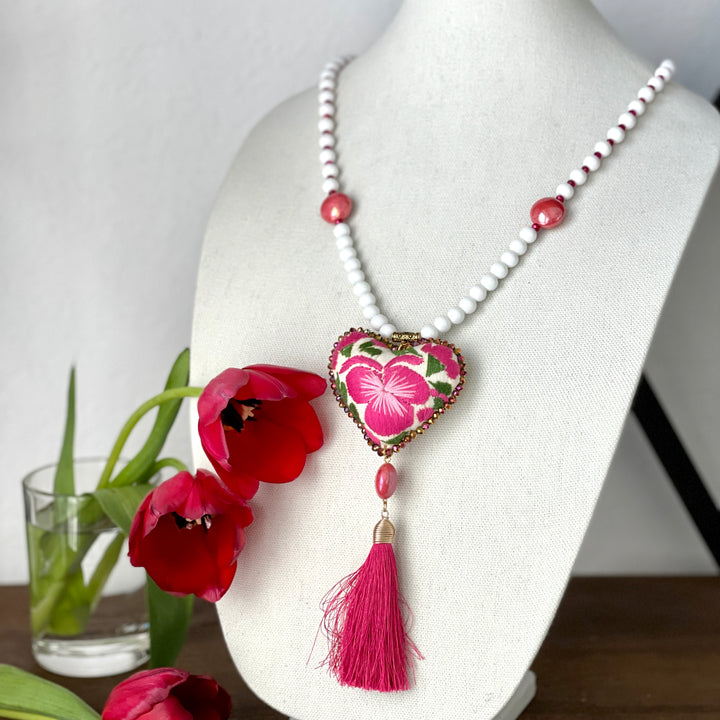 Rosa Embroidered Necklace - Bootsologie