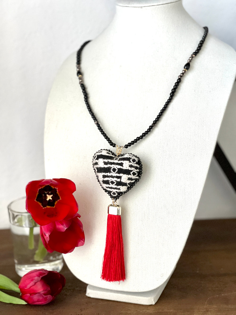 Hortensia Embroidered Necklace - Bootsologie