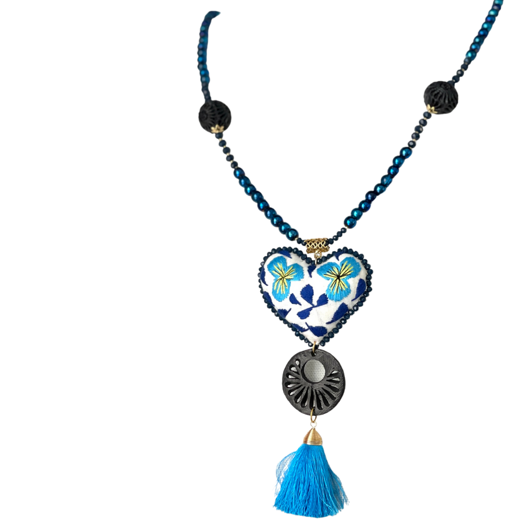 Violeta Embroidered Necklace - Bootsologie