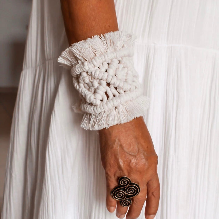 Macrame Bracelets - Bootsologie