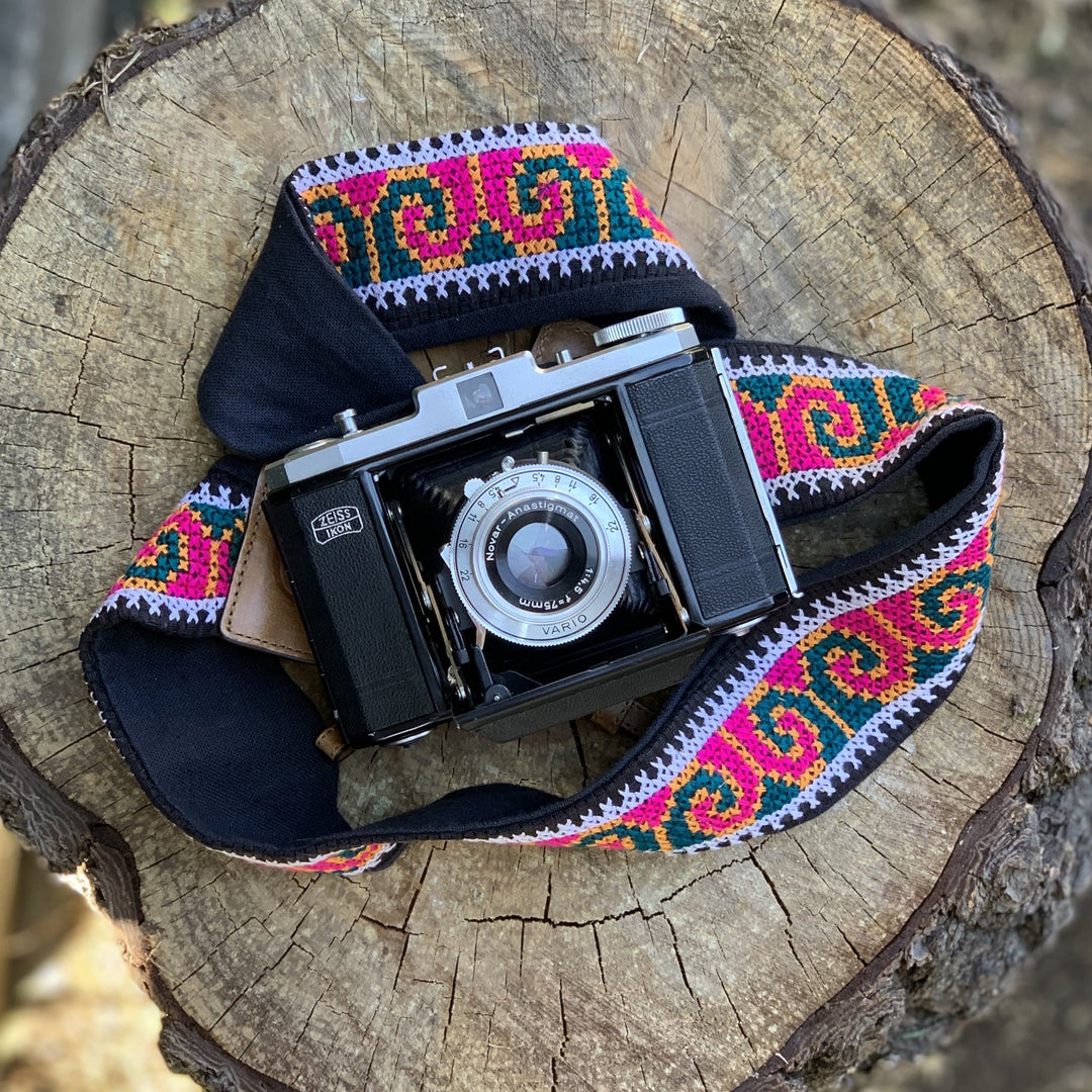 Huamantla Camera Strap. - Bootsologie