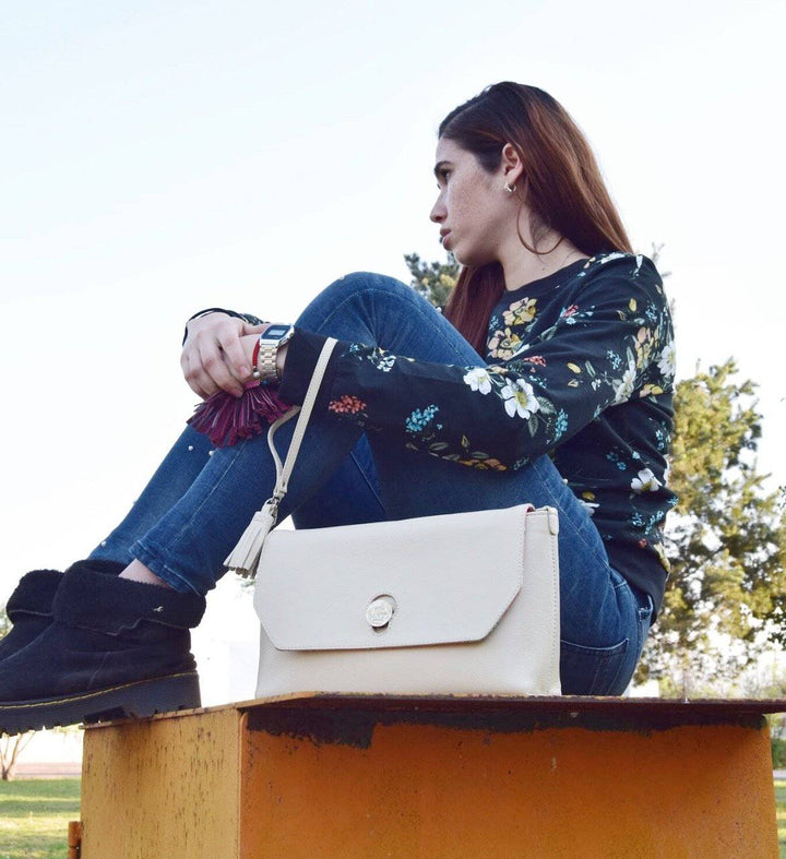 Samantha Reversible Crossbody - Bootsologie