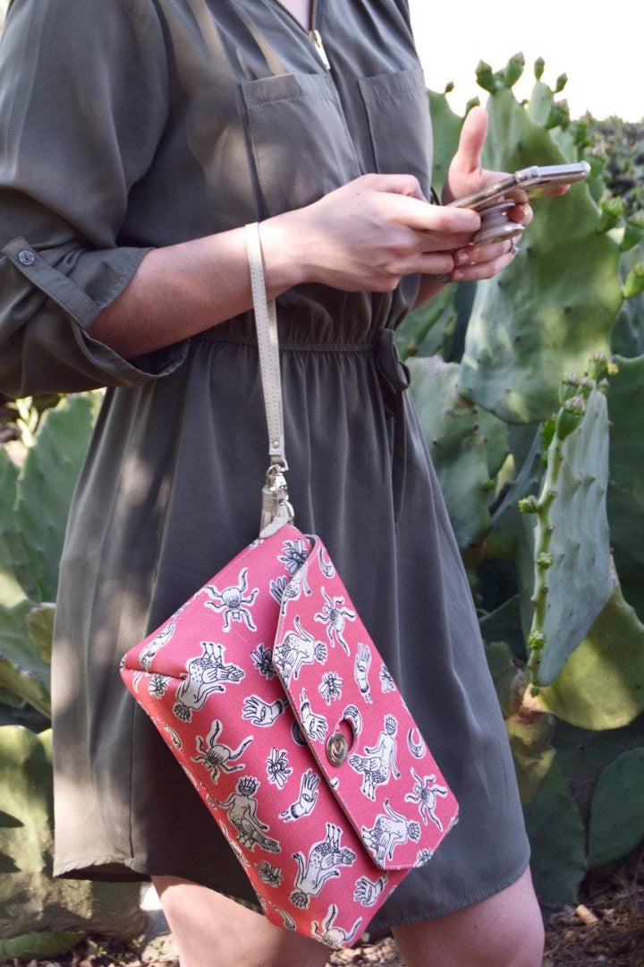 Samantha Reversible Crossbody - Bootsologie